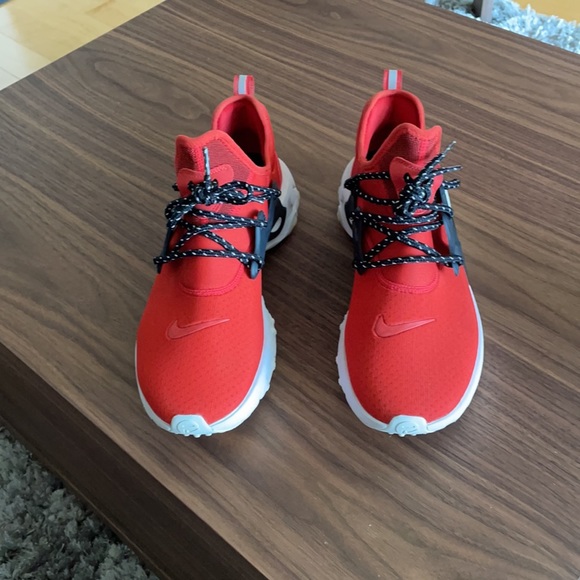 Red Nike ID react presto shoes - Picture 3 of 8